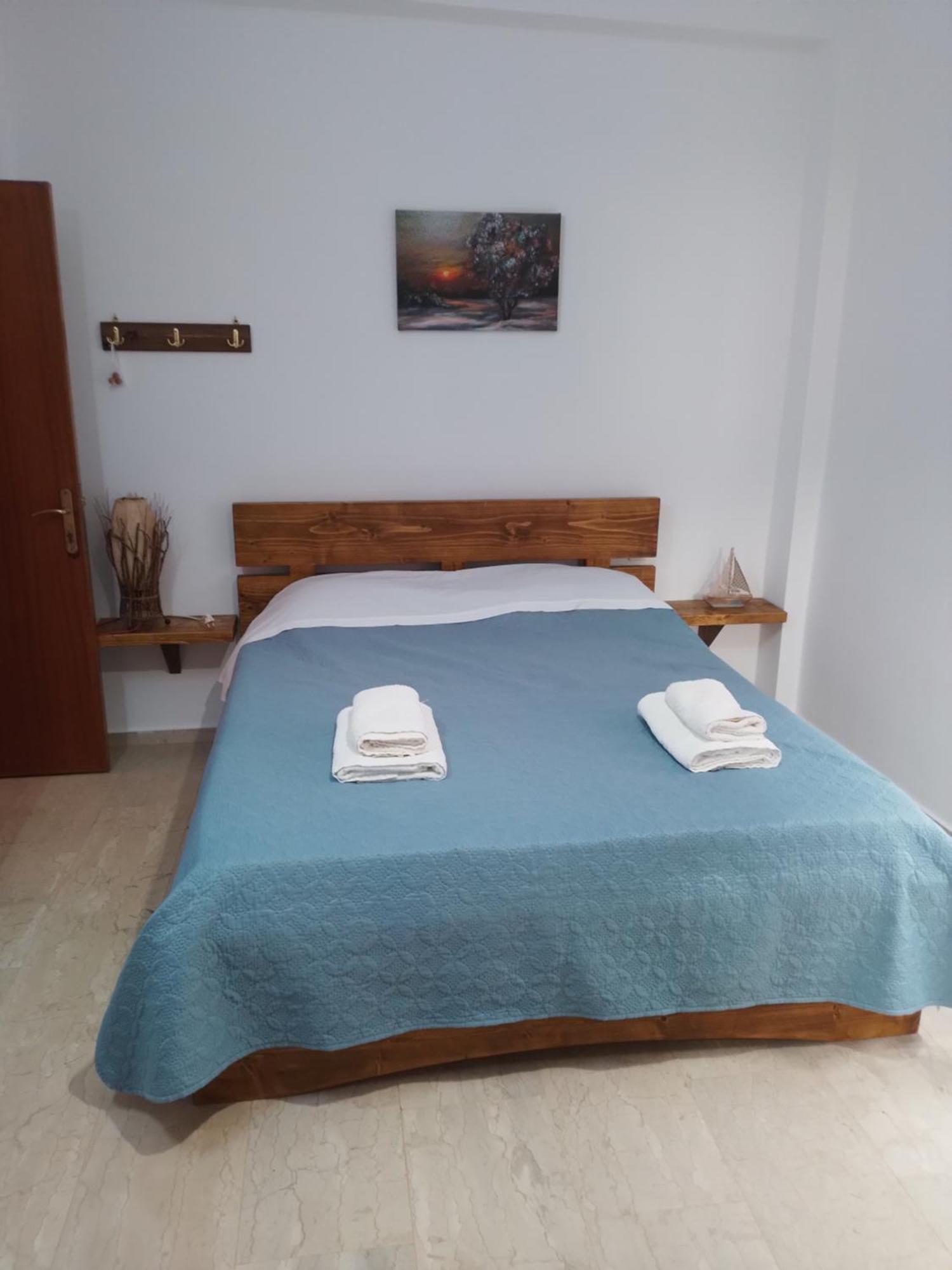 Ferienwohnung Manolakis Pizanias Emborios Exterior foto
